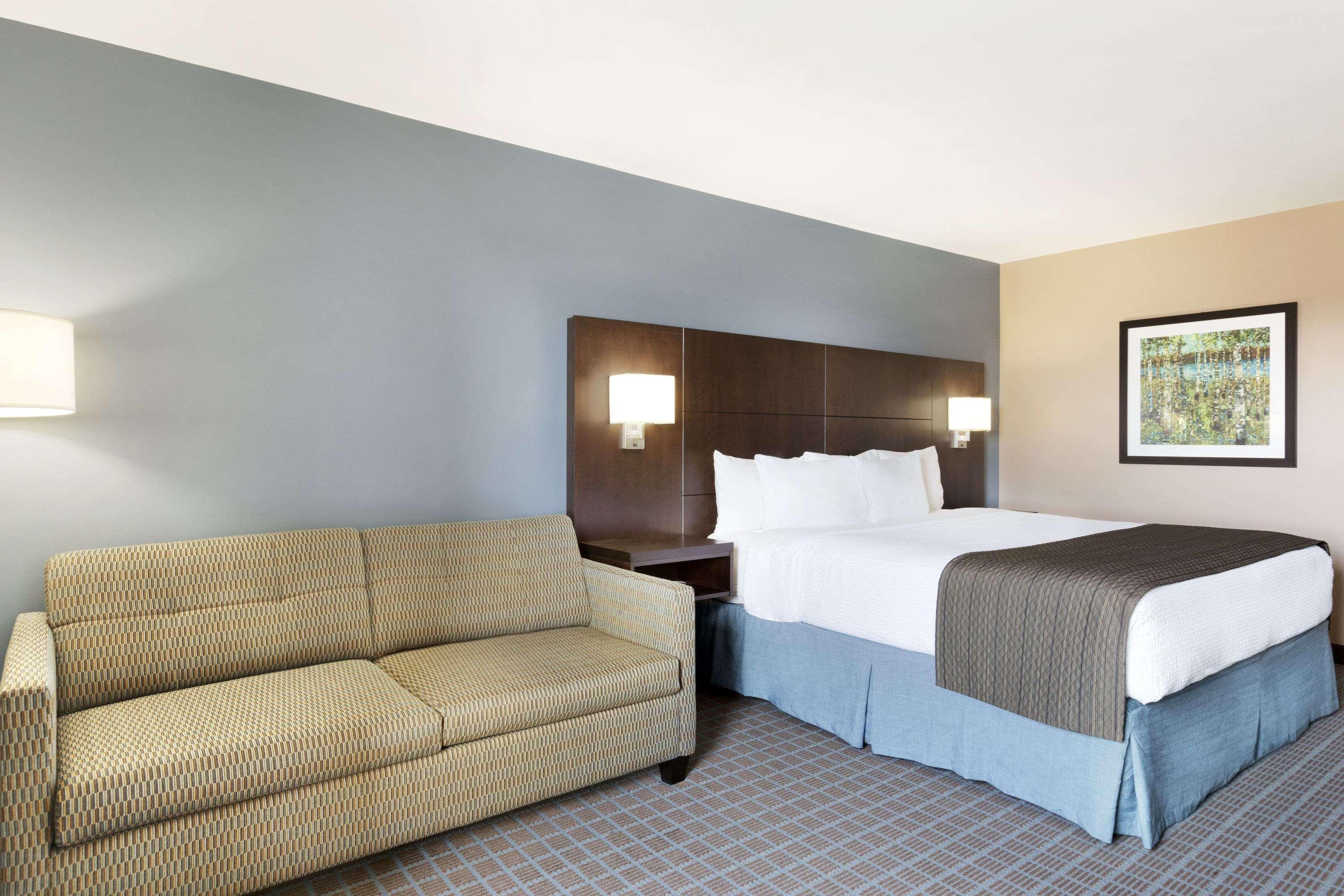 Days Inn By Wyndham Stephenville Exterior photo
