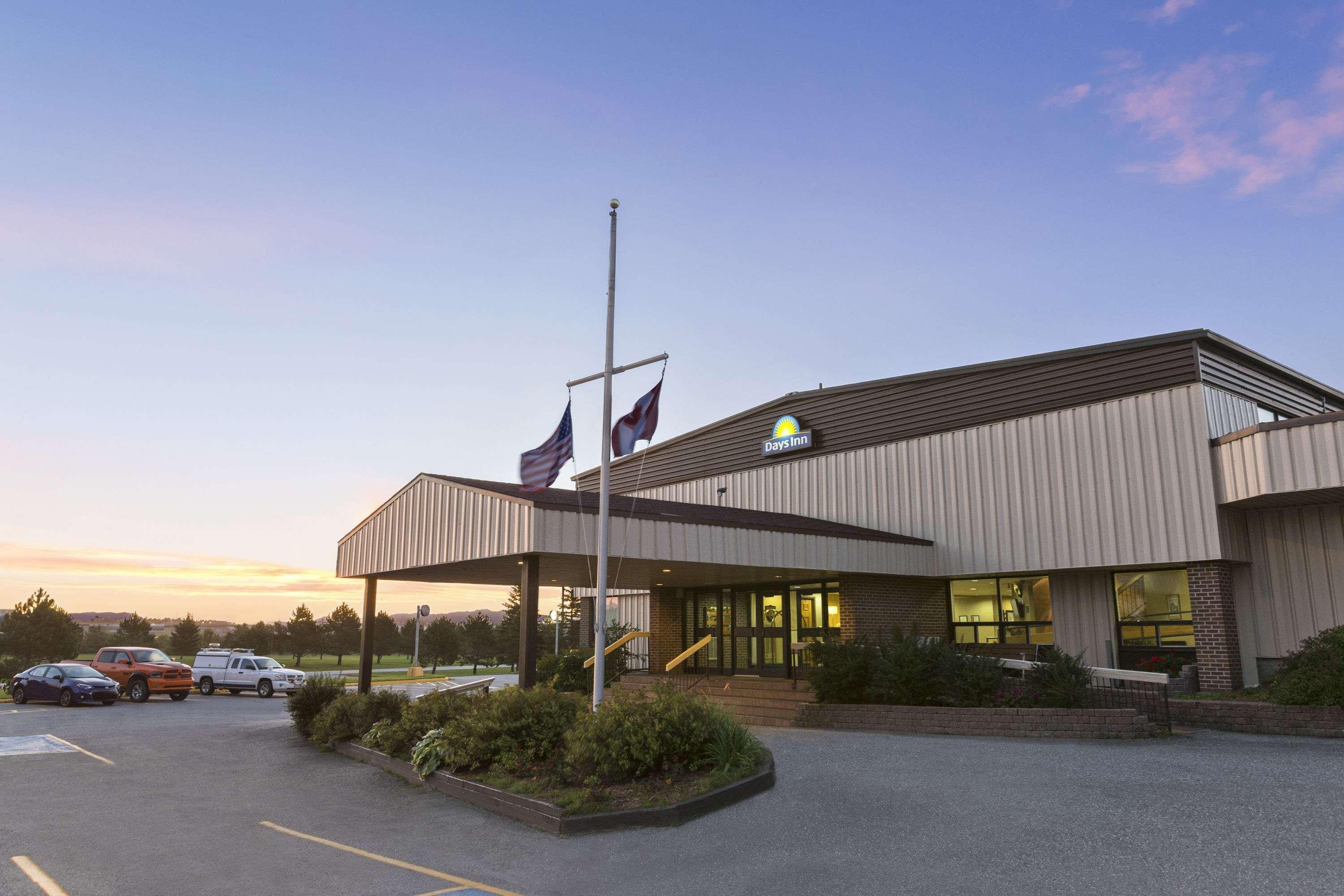 Days Inn By Wyndham Stephenville Exterior photo
