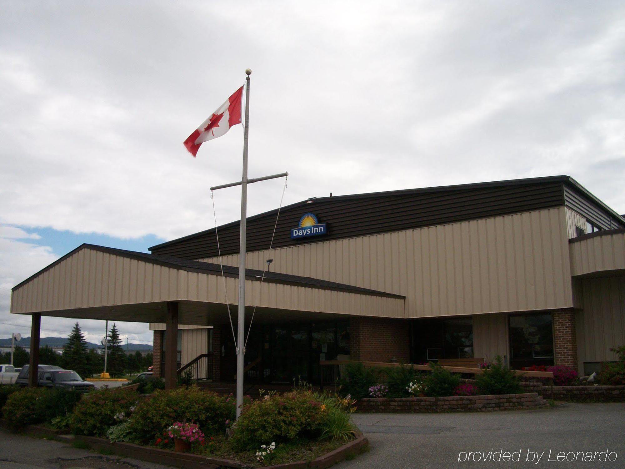 Days Inn By Wyndham Stephenville Exterior photo